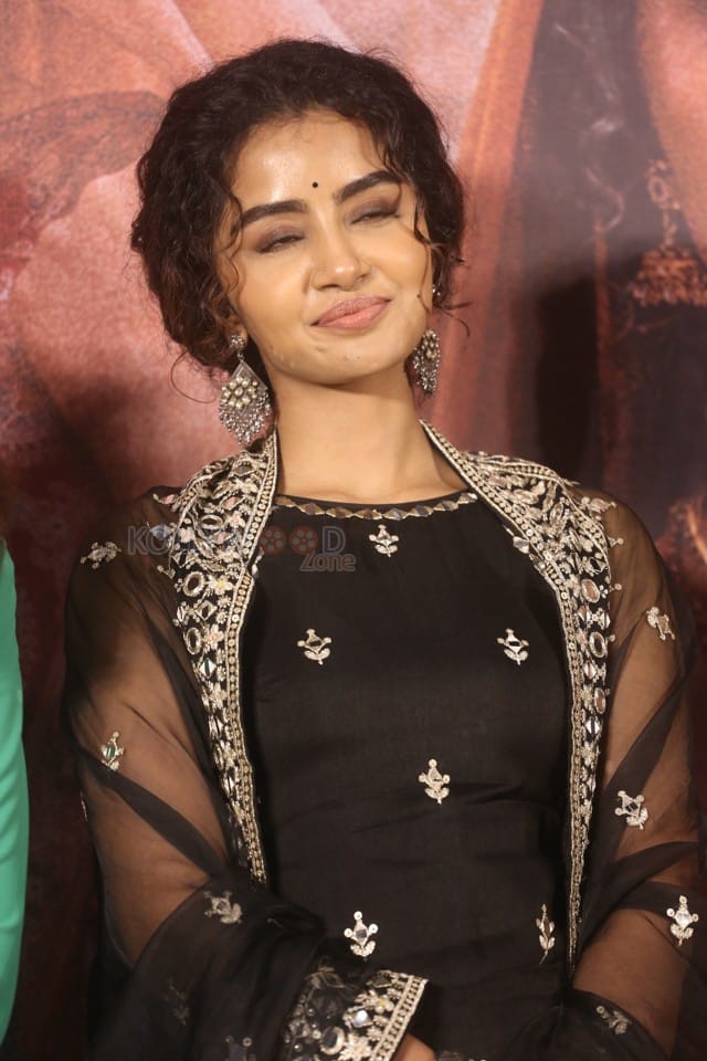 Actress Anupama Parameswaran at Paradha Teaser Launch Event Photos 02