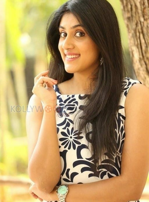 Actress Dhanya Balakrishnan New Pictures