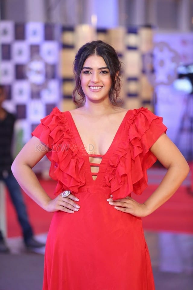 Actress Kavya Thapar At Mirchi Music Awards Photos