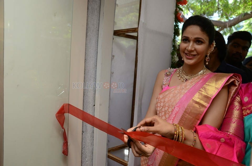 Actress Lavanya Tripathi At Swaroopa Reddy Boutique Launch Photos