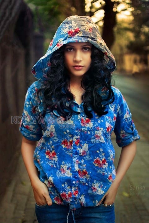 Actress Lavanya Tripathi Sexy Photos