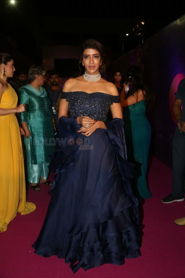 Actress Manchu Lakshmi At Zee Aspara Awards Photos