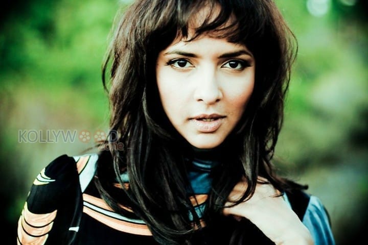 Actress Manchu Lakshmi Pics