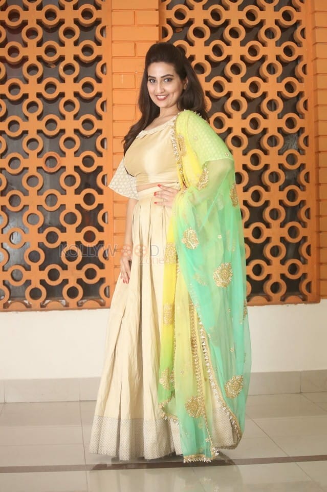 Actress Manjusha At Chiranjeevi Rd Birthday Celebrations Photos