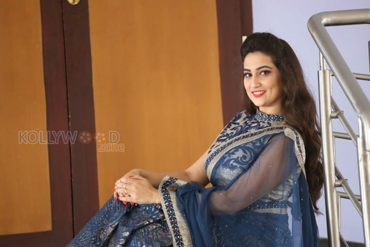 Actress Manjusha New Pictures