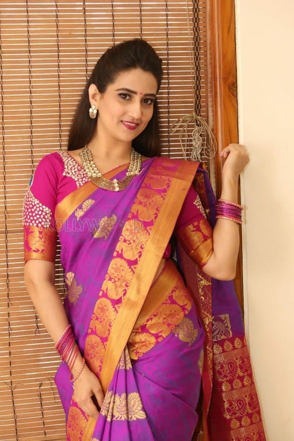 Actress Manjusha Traditional Saree Photos