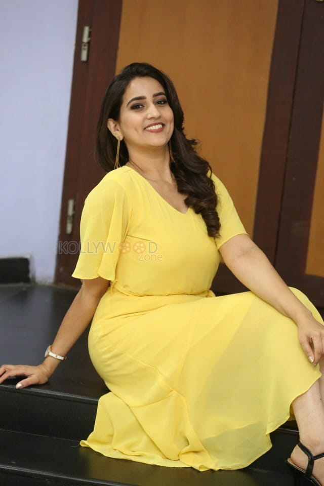 Actress Manjusha Yellow Dress Photos