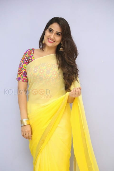 Actress Manjusha Yellow Saree Photos