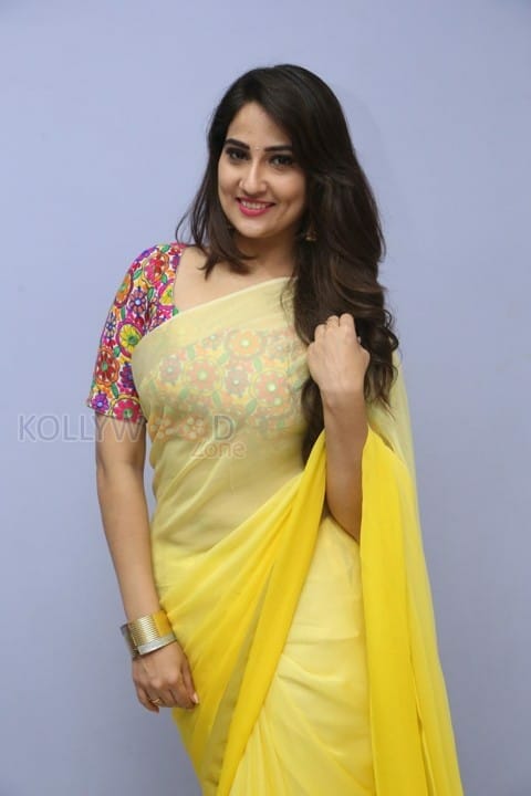 Actress Manjusha Yellow Saree Photos