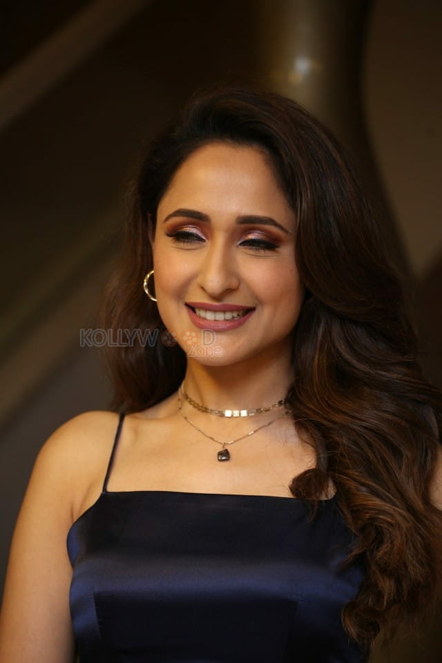 Actress Pragya Jaiswal At Salon Hair Crush Launch Party Pictures