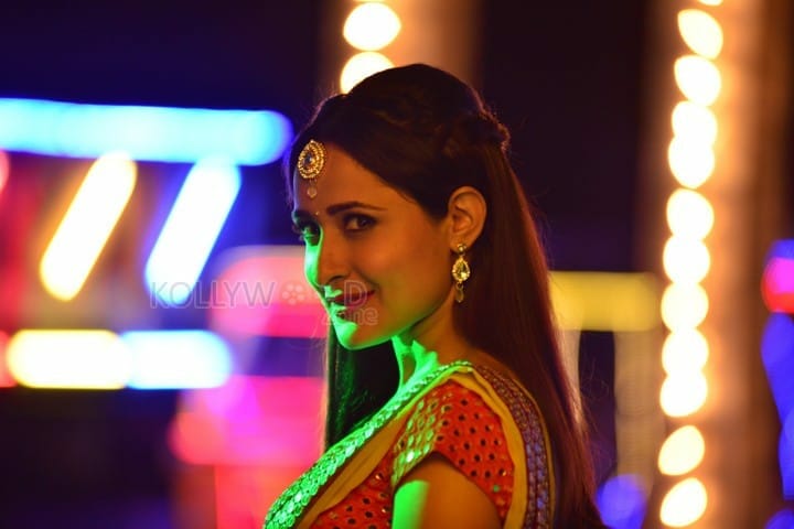 Actress Pragya Jaiswal In Gunturodu Photos