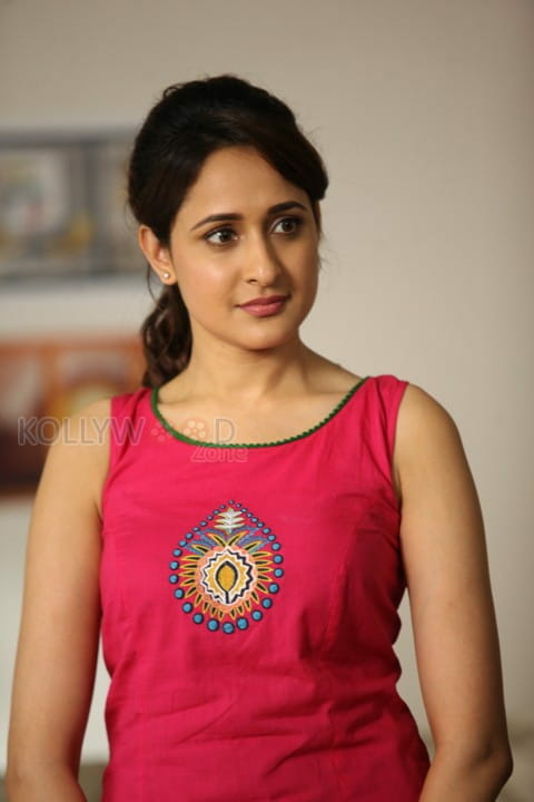 Actress Pragya Jaiswal In Gunturodu Photos