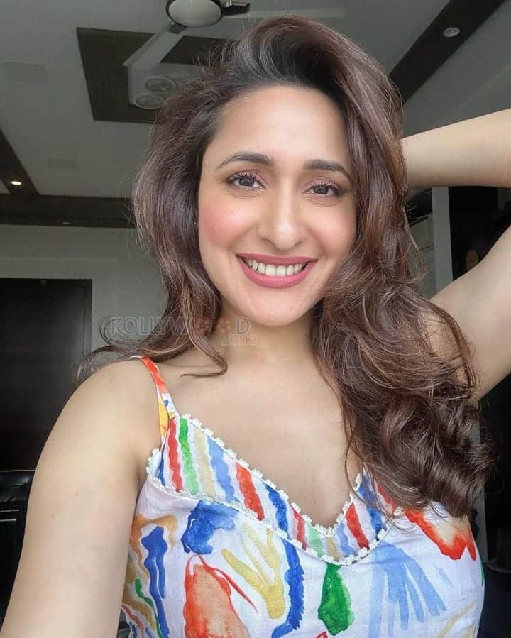 Actress Pragya Jaiswal Stylish Summer Photos 04