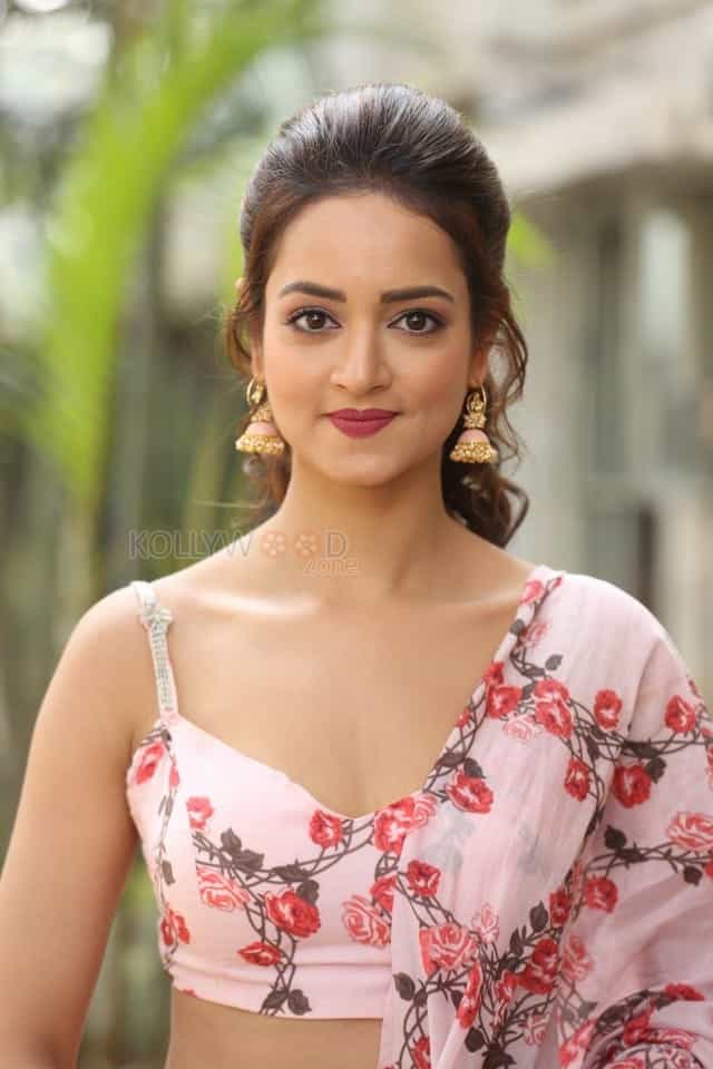 Actress Shanvi Srivastava At Avane Srimannarayana Press Meet Photos