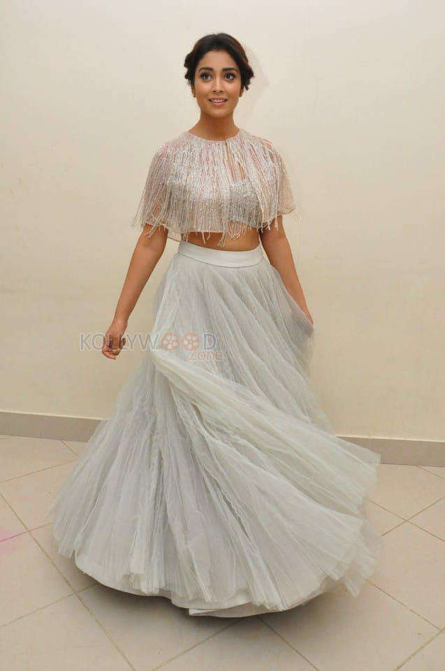 Actress Shriya Saran At Kakatiya Kala Vaibhava Mahotsavam Pictures