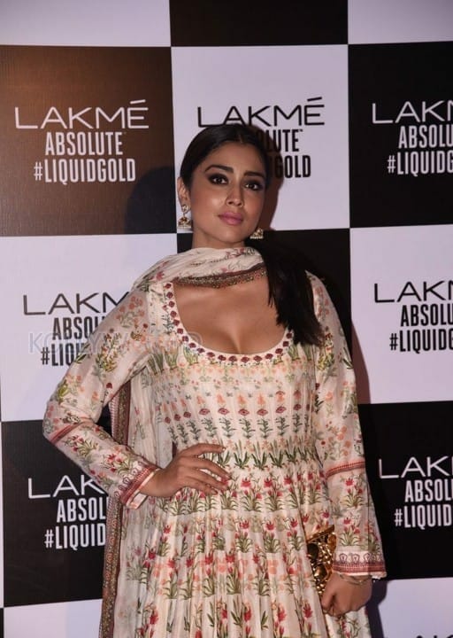 Actress Shriya Saran At Lakme Fashion Week Photos