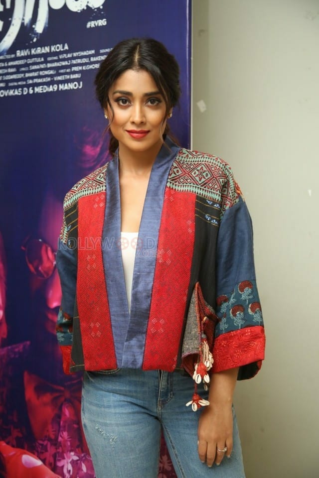 Actress Shriya Saran At Raja Vaaru Rani Gaaru Movie Poster Launch Press Meet Photos