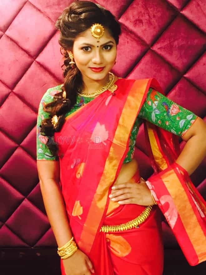 Actress Shruti Reddy Traditional Pictures