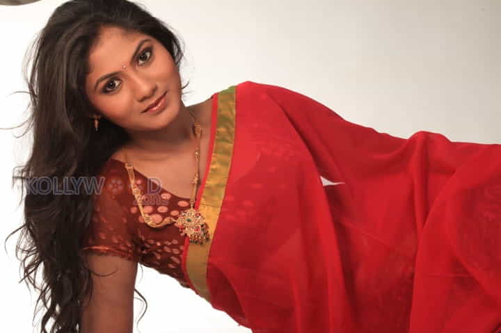 Actress Sruthi Reddy Photoshoot Stills