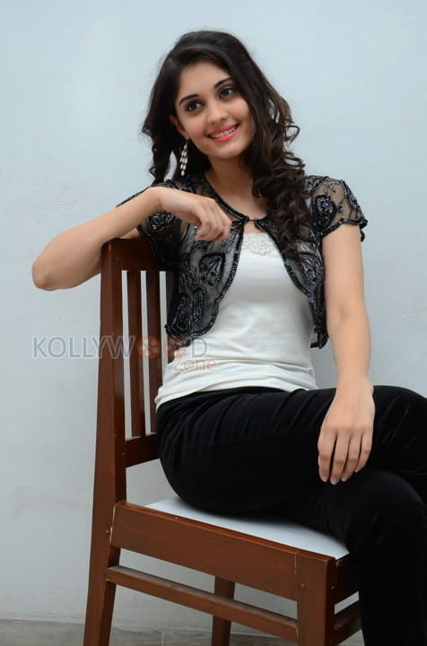 Actress Surabhi Photoshoot Pictures