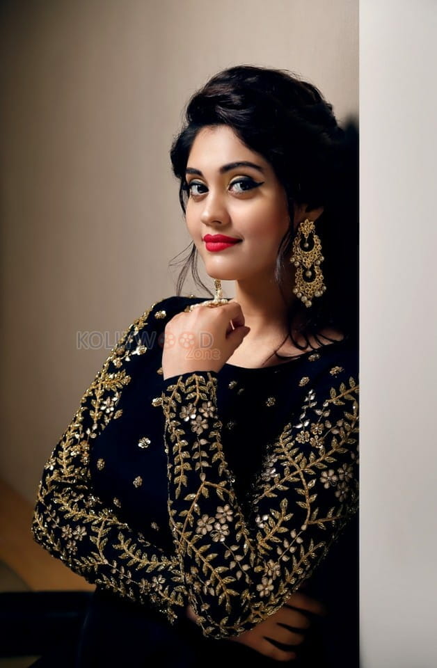 Actress Surbhi Black Dress Photoshoot Pictures