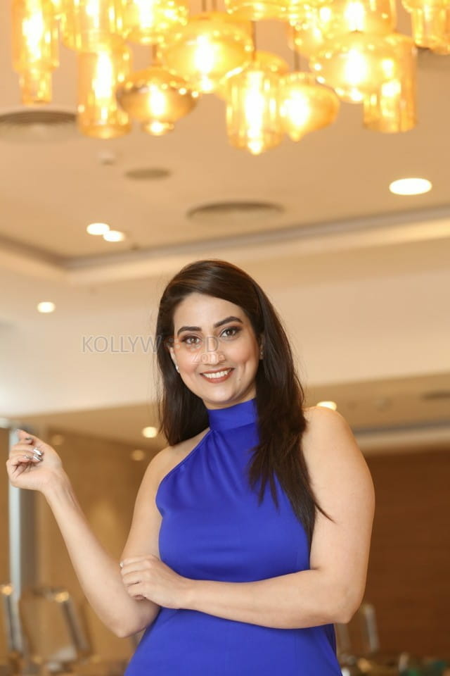 Anchor Manjusha Blue Dress Photos