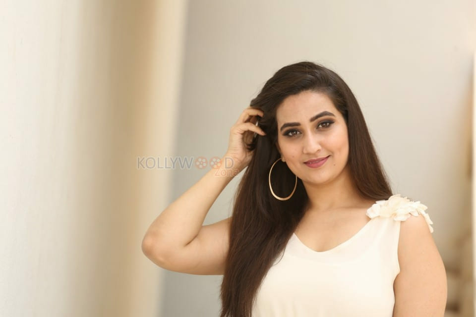 Anchor Manjusha Photoshoot Images