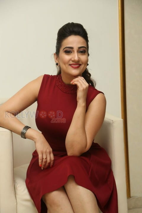 Beautiful Actress Manjusha Photos