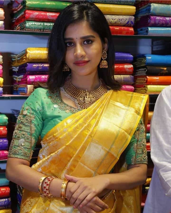 Beautiful Actress Nabha Natesh Inaugurates Cmr Shopping Mall Photos