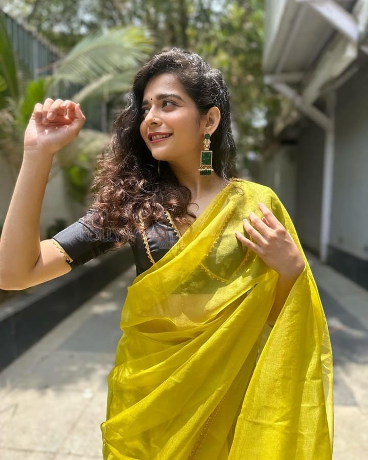 Beautiful Mithila Palkar in a Yellow Silk Saree and Black Blouse Pictures 03