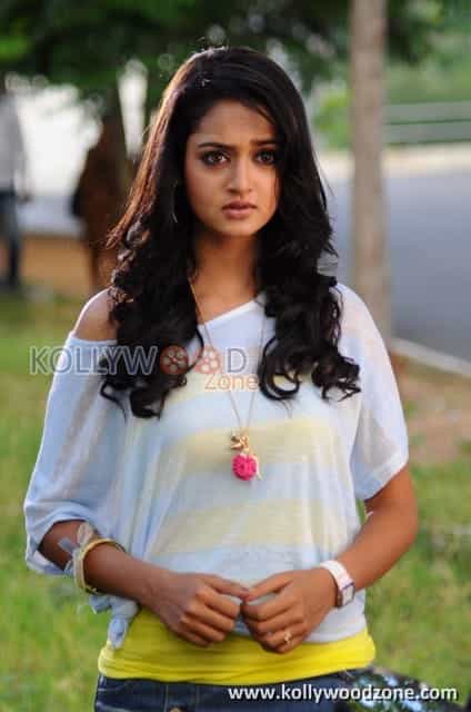 Beautiful Shanvi Pictures