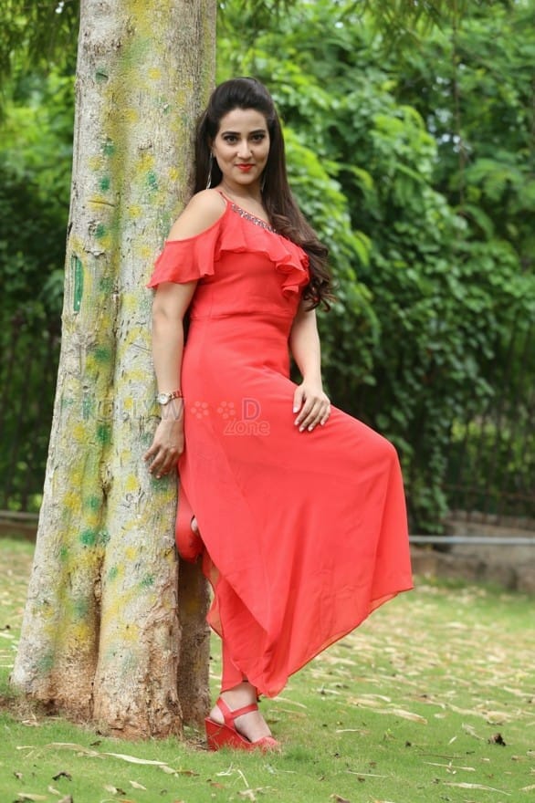 Beautiful Telugu Actress Manjusha Photoshoot Pictures