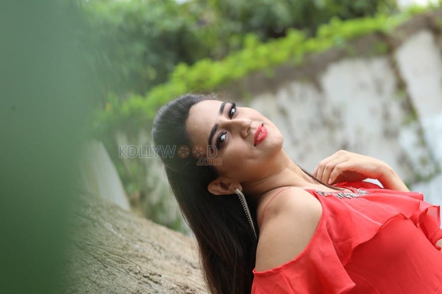 Beautiful Telugu Actress Manjusha Photoshoot Pictures