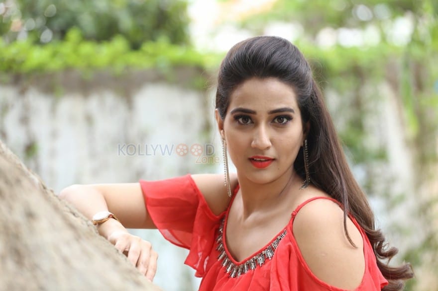 Beautiful Telugu Actress Manjusha Photoshoot Pictures