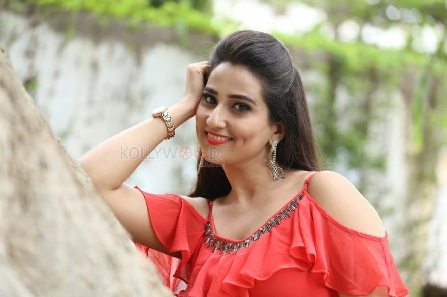 Beautiful Telugu Actress Manjusha Photoshoot Pictures