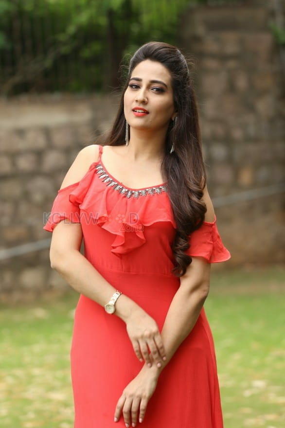 Beautiful Telugu Actress Manjusha Photoshoot Pictures