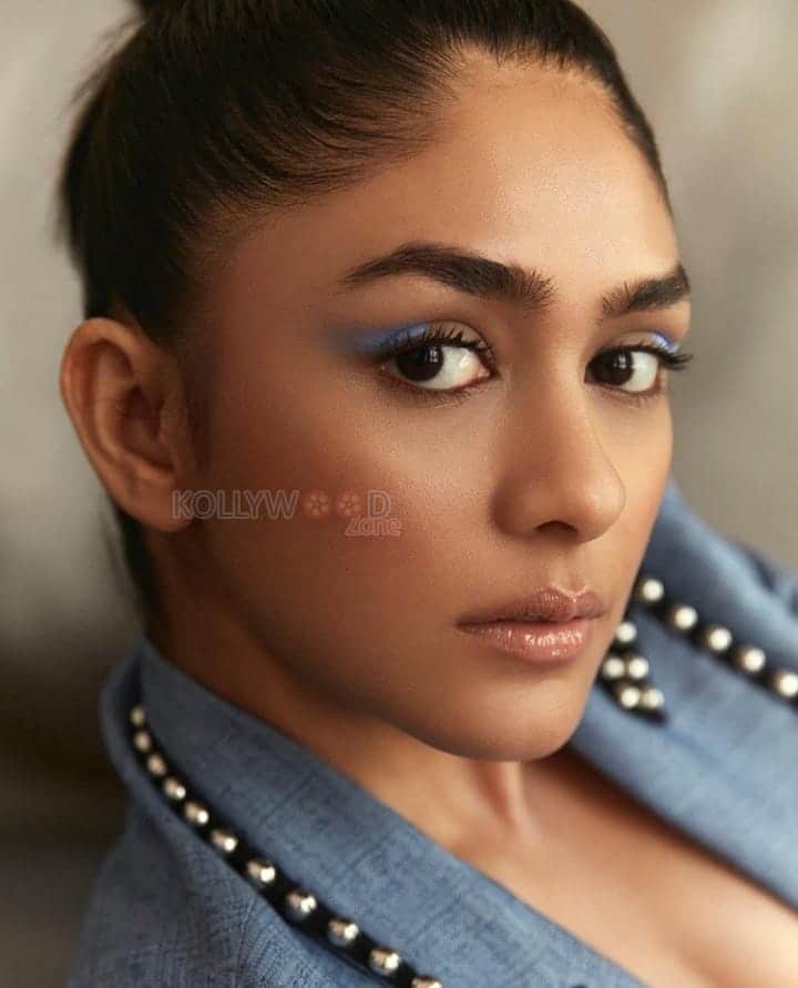 Captivating Mrunal Thakur in a Furry Blue Pantsuit Pictures 02