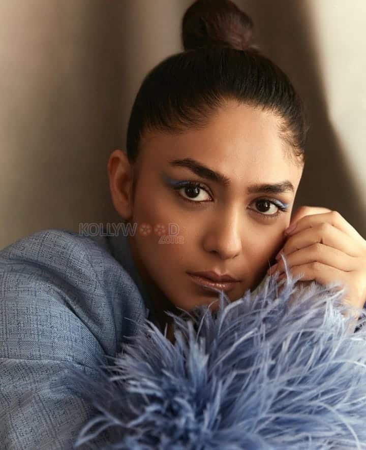 Captivating Mrunal Thakur in a Furry Blue Pantsuit Pictures 04