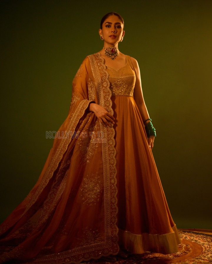 Enchanting Mrunal Thakur in a Golden Anarkali Suit Photoshoot Photos 06