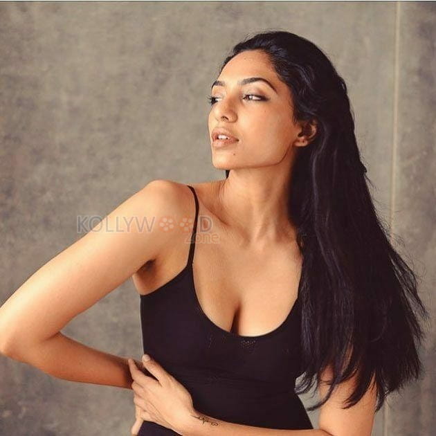 Femina Miss India Earth Winner Sobhita Dhulipala Photos