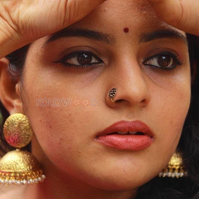 Gayatri Movie Heroine Nikhila Vimal Photos