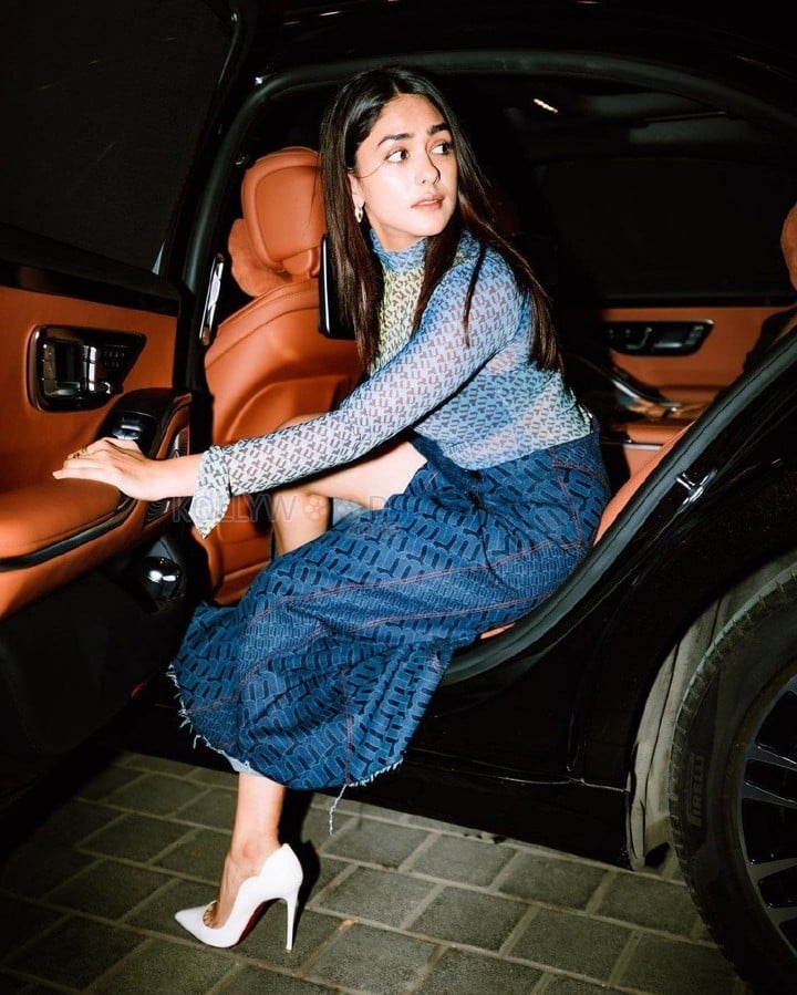 Glamorous Mrunal Thakur in a Blue Mesh Top with Matching Skirt Pictures 06
