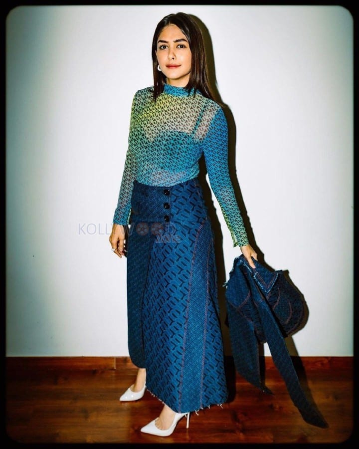 Glamorous Mrunal Thakur in a Blue Mesh Top with Matching Skirt Pictures 07