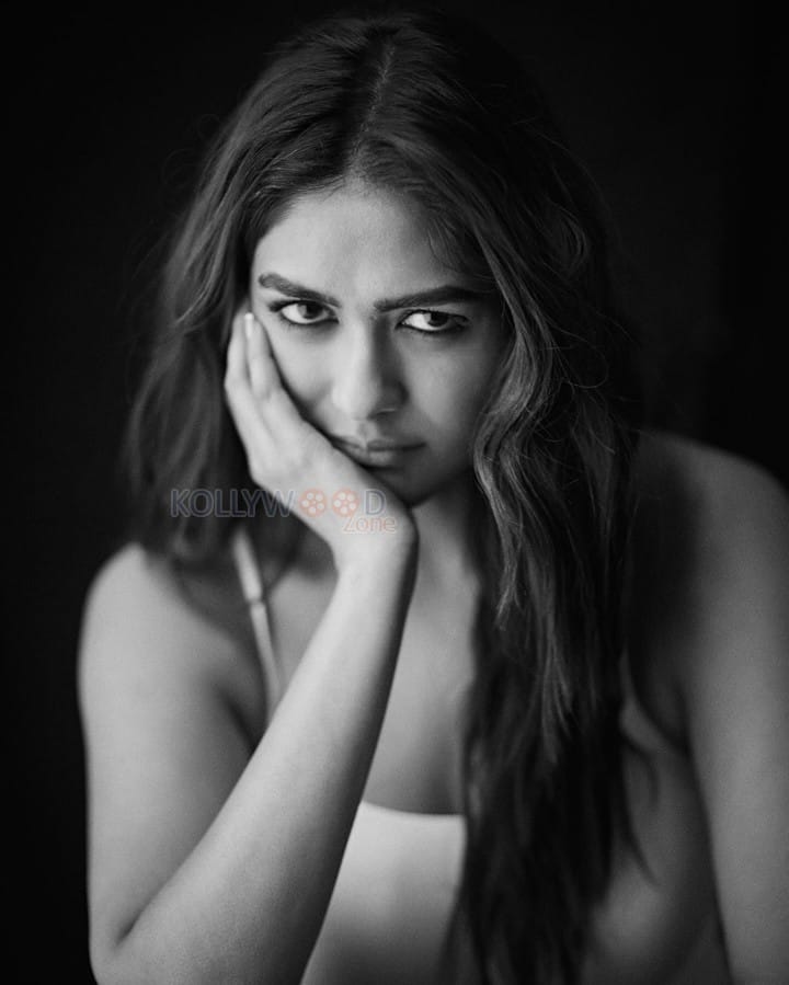 Graceful Bollywood actress Mrunal Thakur in a Monochrome Photoshoot Pictures 01