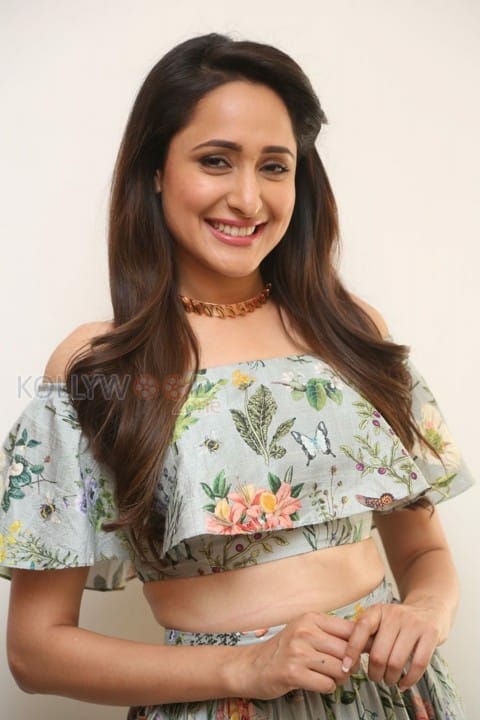 Gunturodu Heroine Pragya Jaiswal Interview Photos