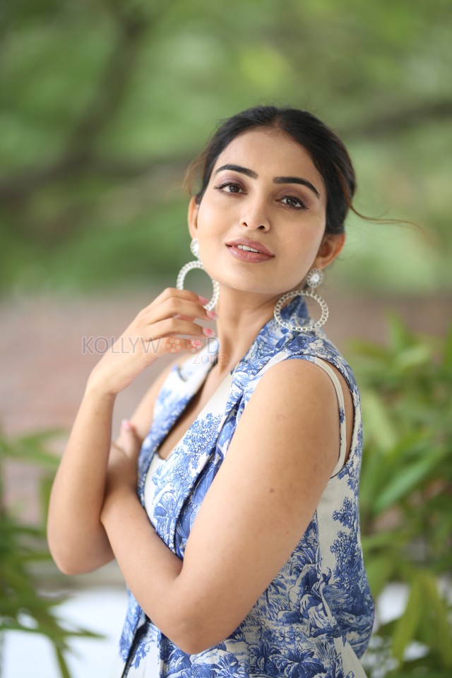 Heroine Ananya Nagalla at Pottel Movie Interview Photos 17