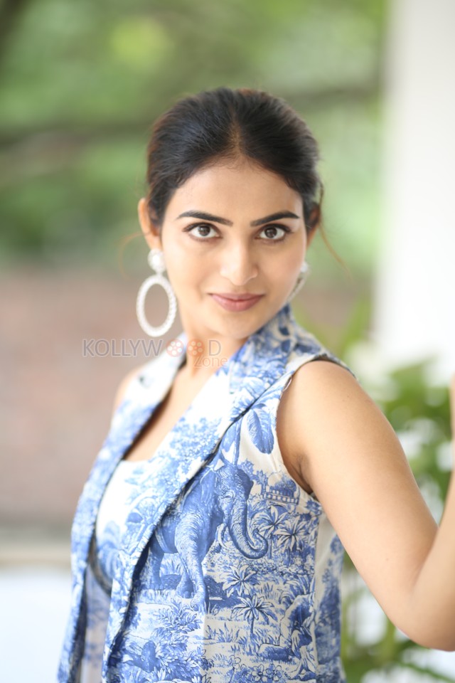 Heroine Ananya Nagalla at Pottel Movie Interview Photos 26