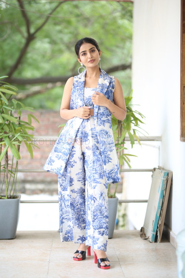 Heroine Ananya Nagalla at Pottel Movie Interview Photos 39