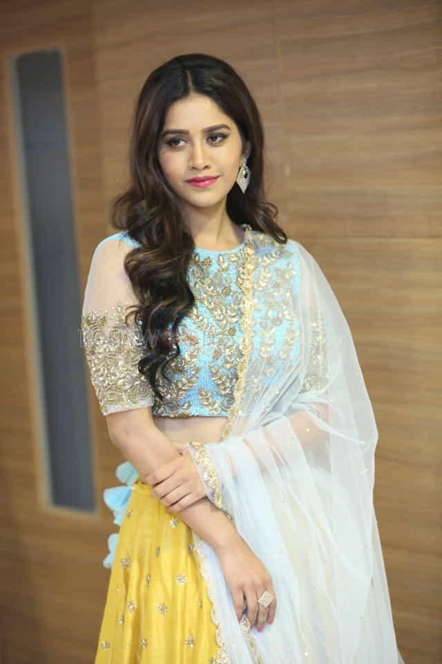 Kannada Actress Nabha Natesh Pictures