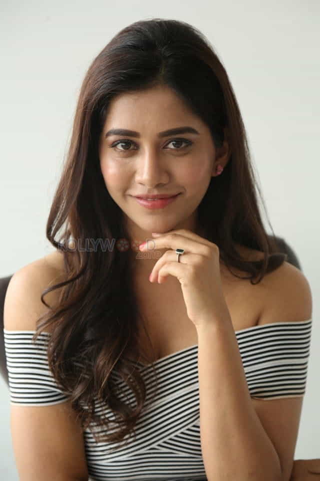 Kannada Actress Nabha Natesh Pictures